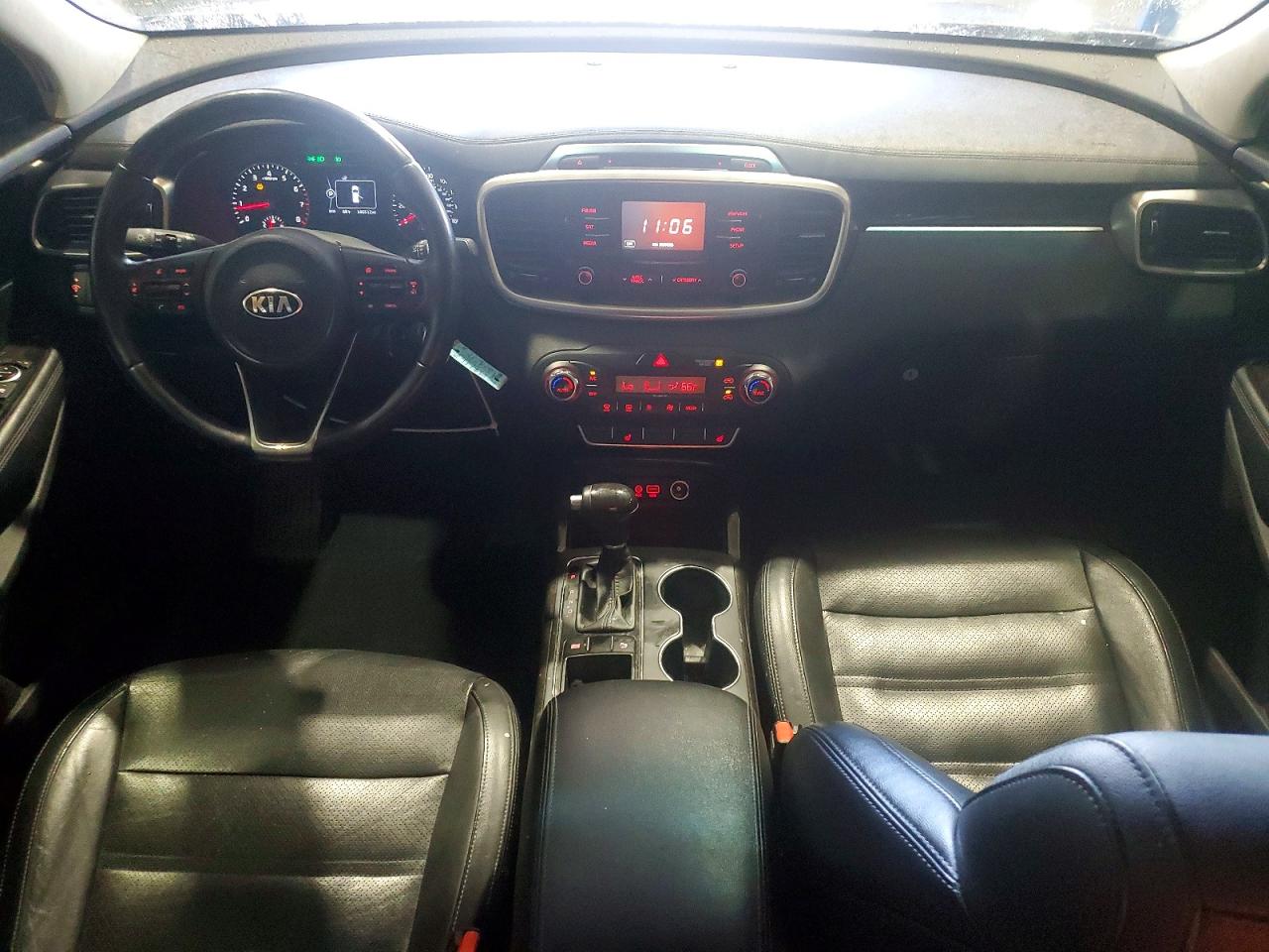 2016 KIA SORENTO