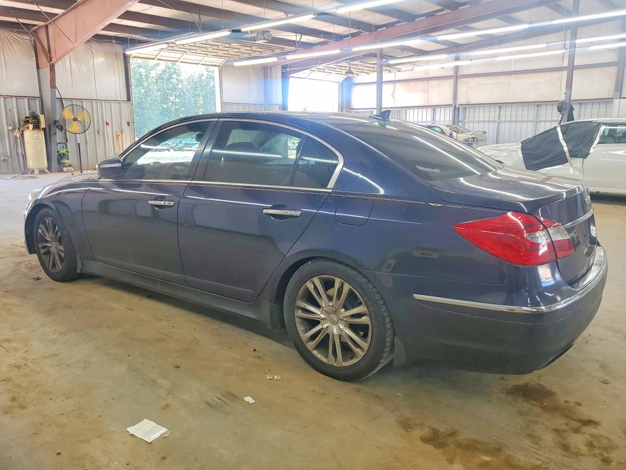 2012 HYUNDAI GENESIS