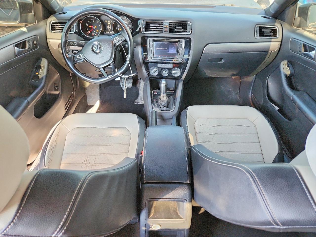 2016 VOLKSWAGEN JETTA