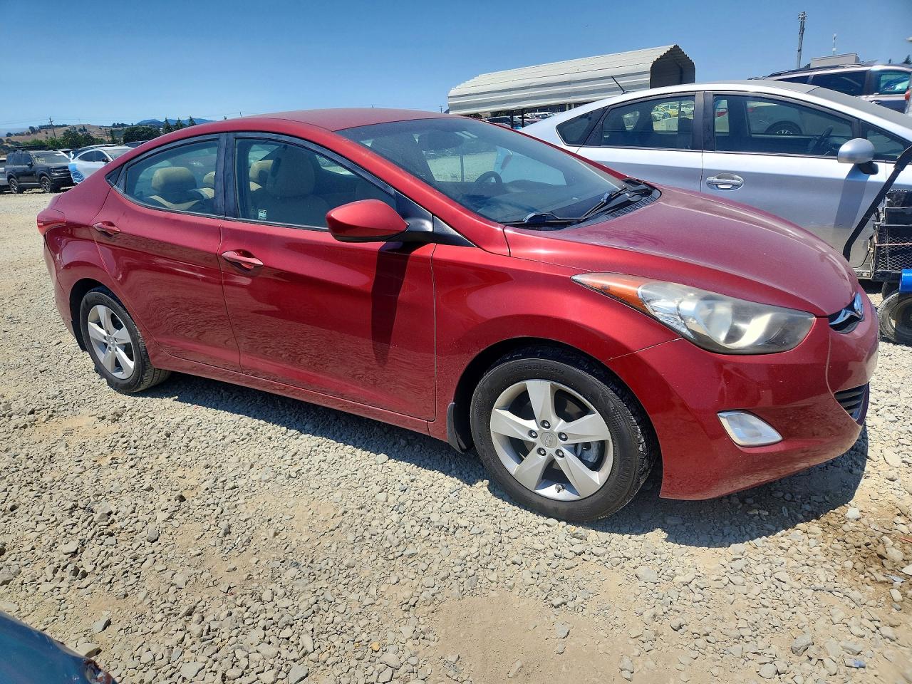 2013 HYUNDAI ELANTRA