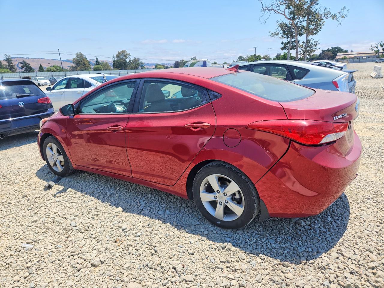 2013 HYUNDAI ELANTRA