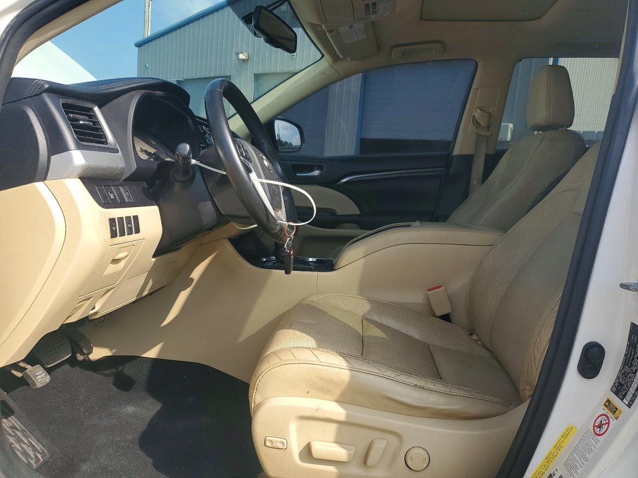 2015 TOYOTA HIGHLANDER