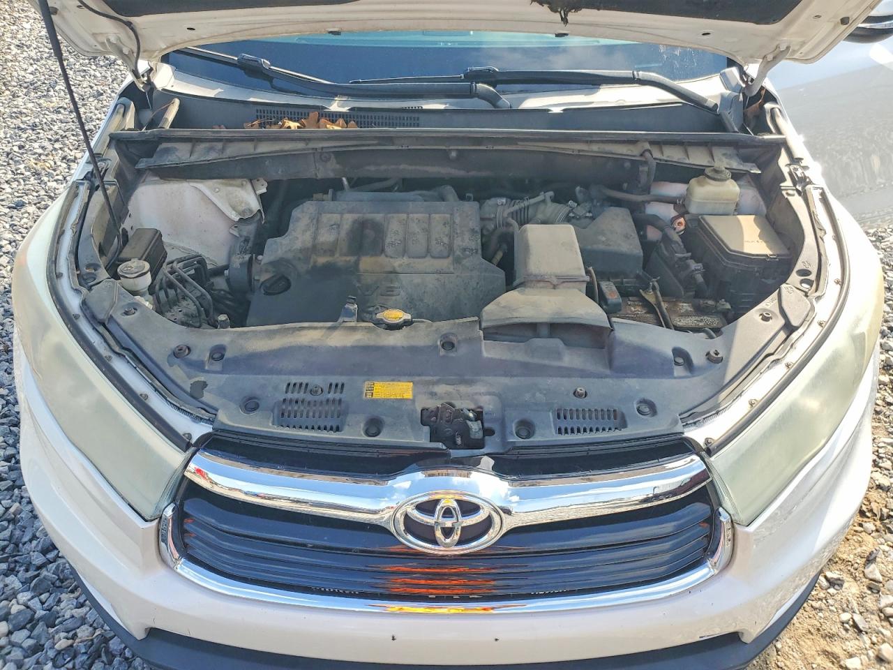 2015 TOYOTA HIGHLANDER