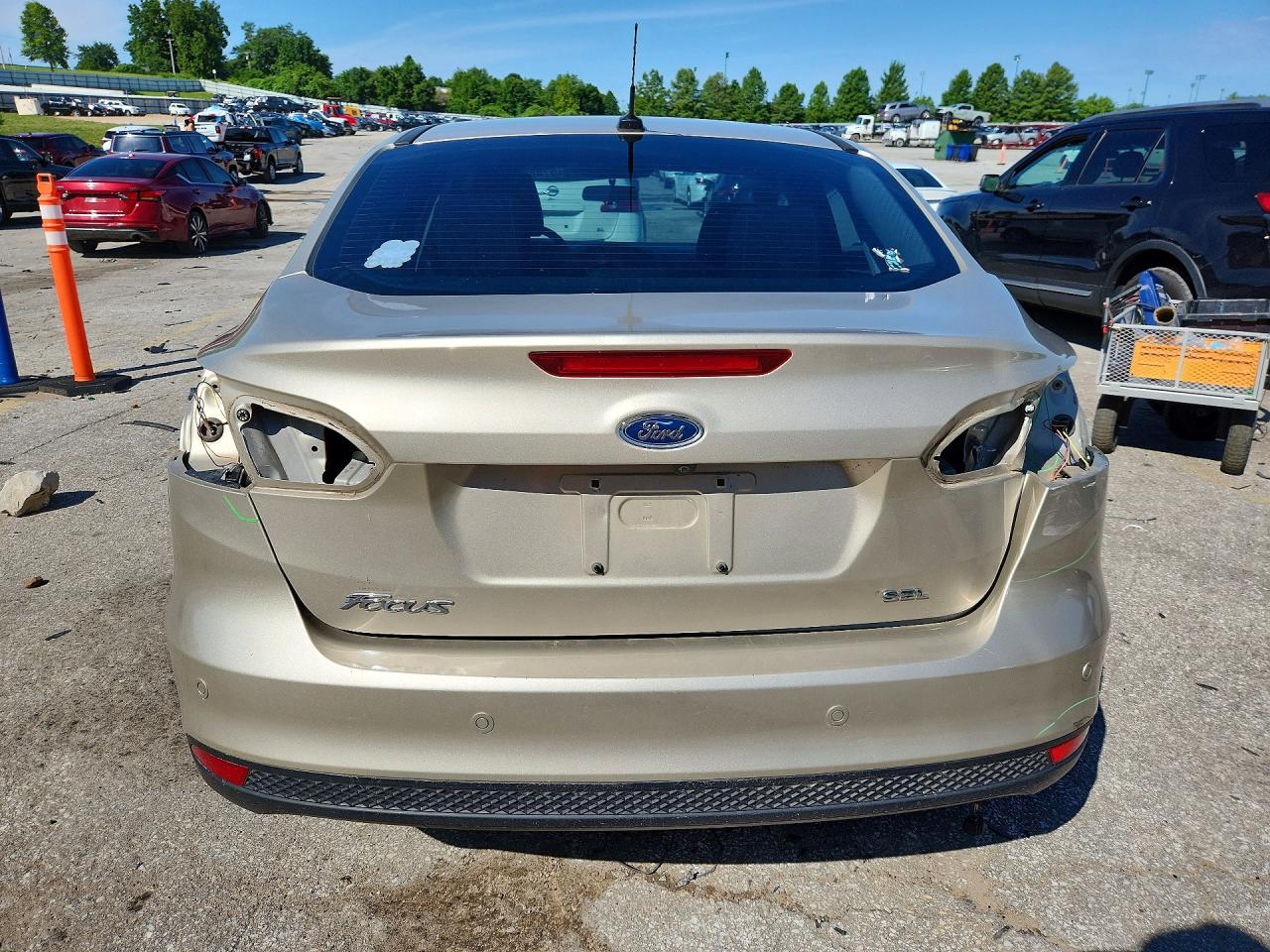 2017 FORD FOCUS