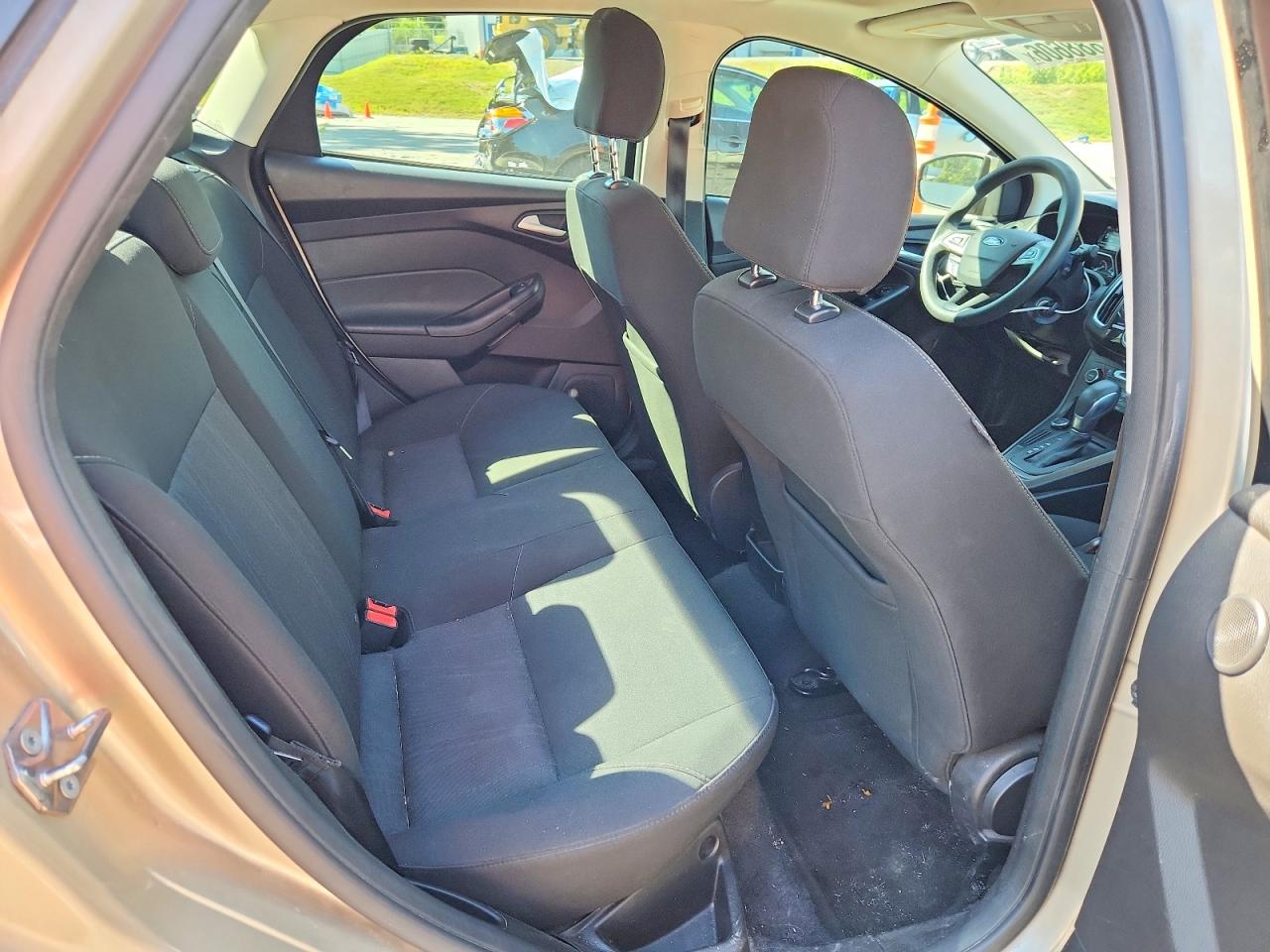 2017 FORD FOCUS