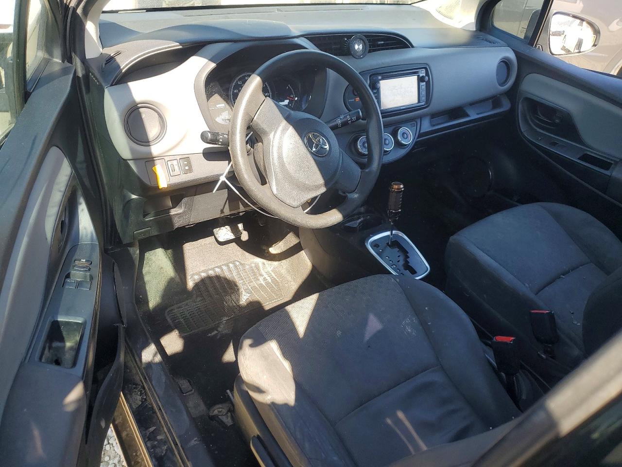 2015 TOYOTA YARIS