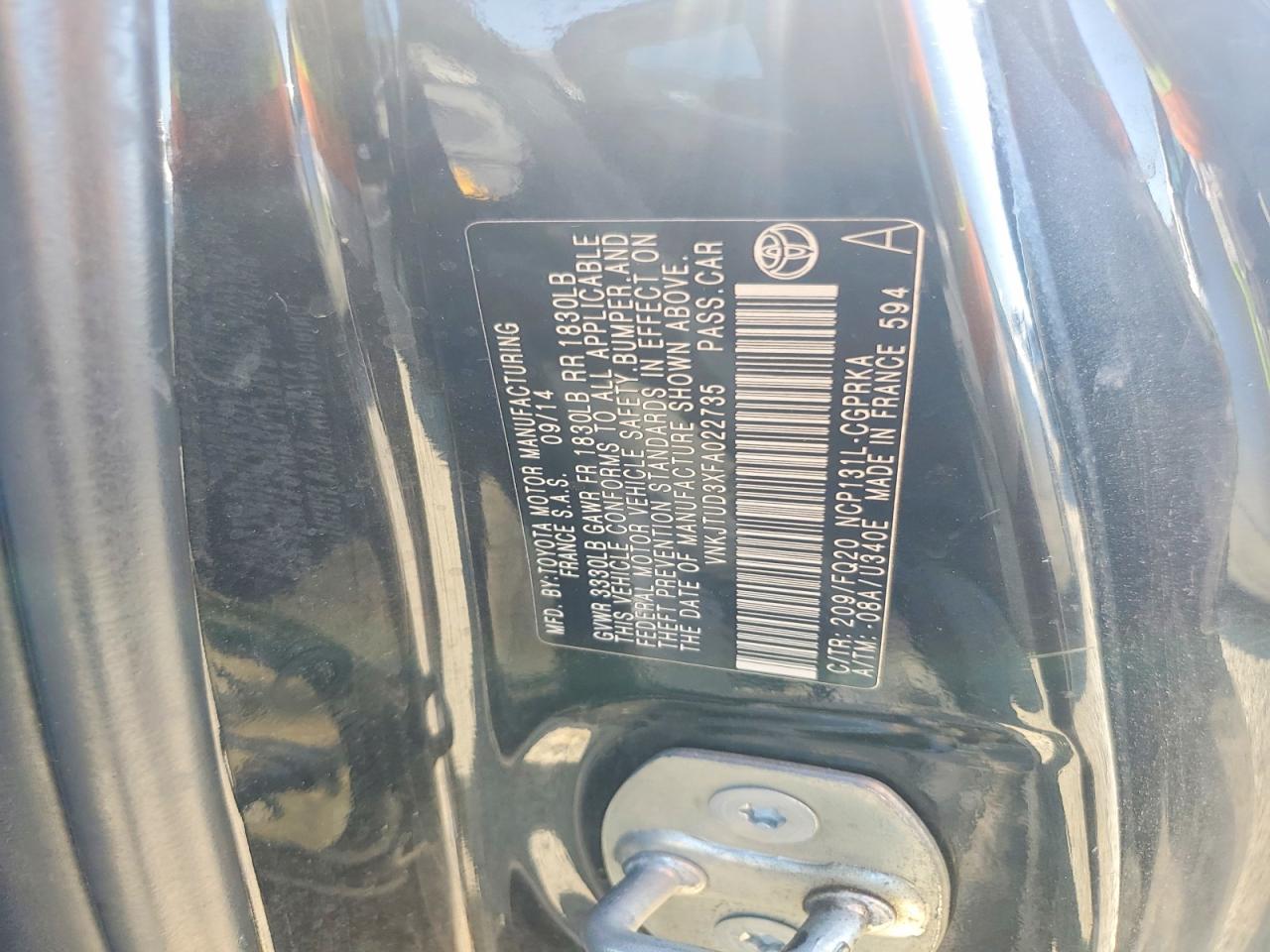 2015 TOYOTA YARIS