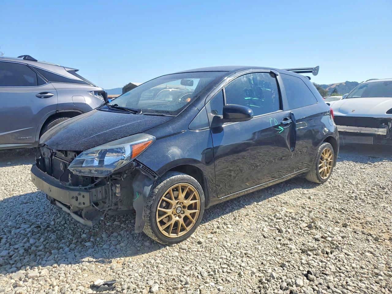 2015 TOYOTA YARIS