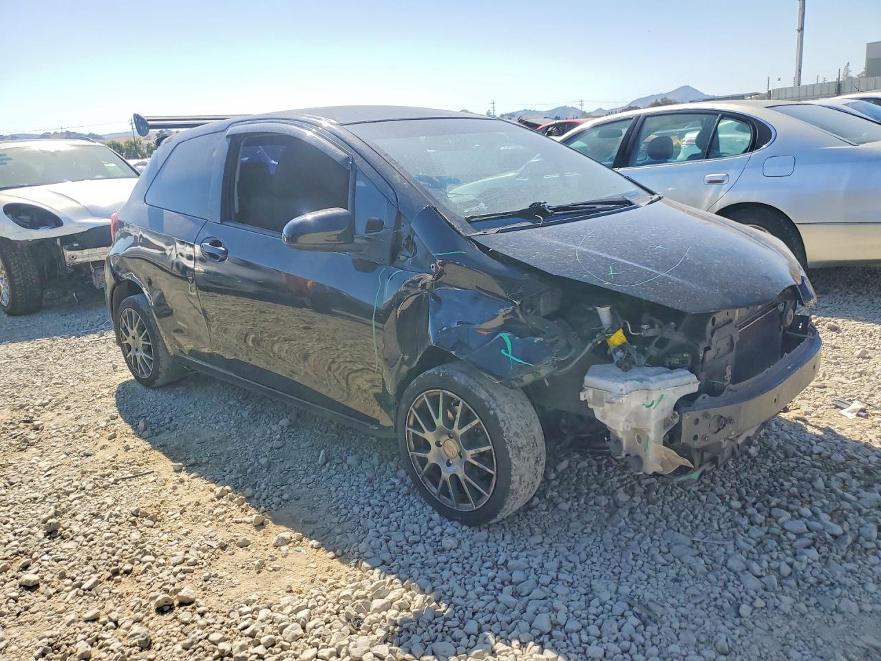 2015 TOYOTA YARIS