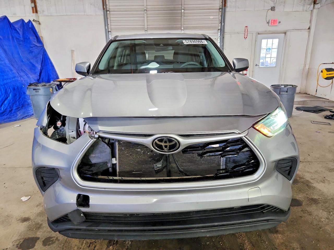 2021 TOYOTA HIGHLANDER
