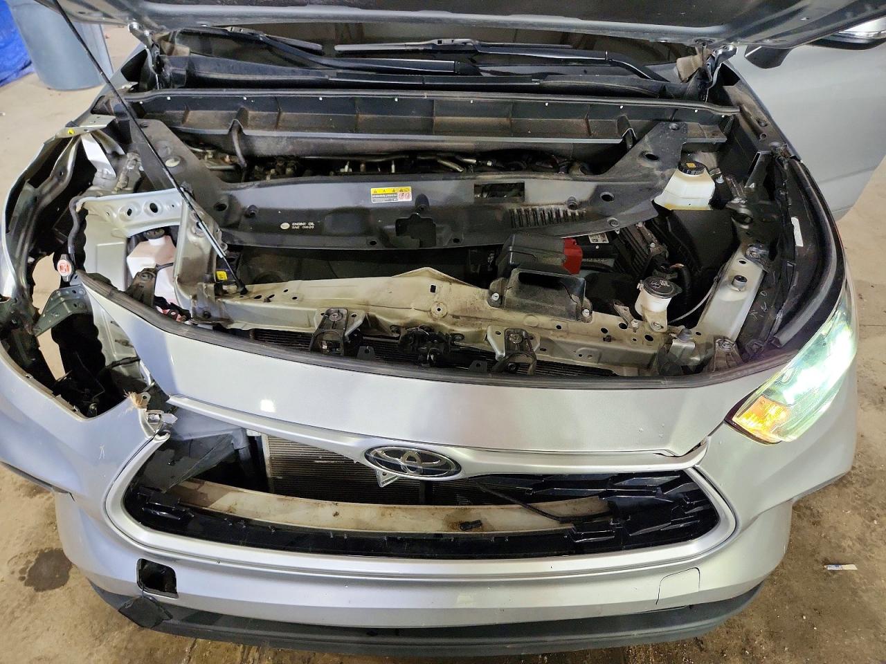 2021 TOYOTA HIGHLANDER