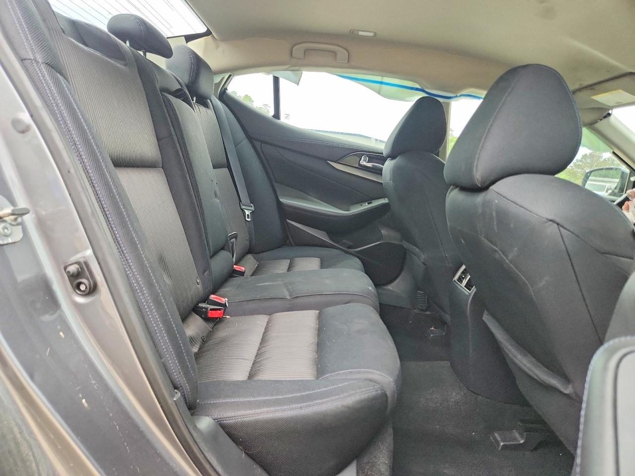 2017 NISSAN MAXIMA