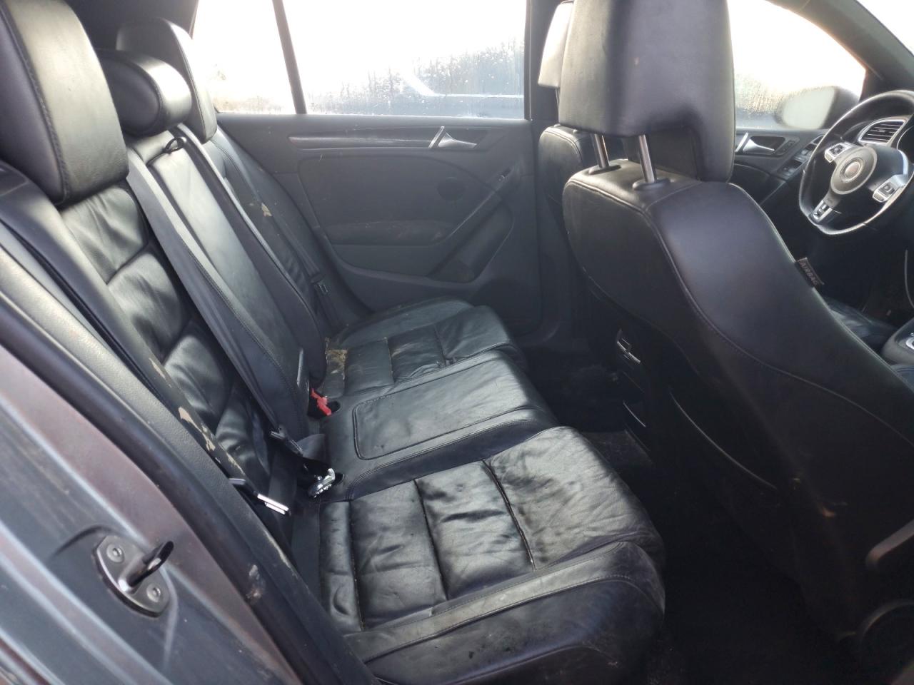 2010 VOLKSWAGEN GTI