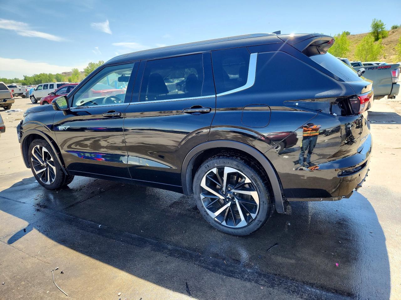 2024 MITSUBISHI OUTLANDER