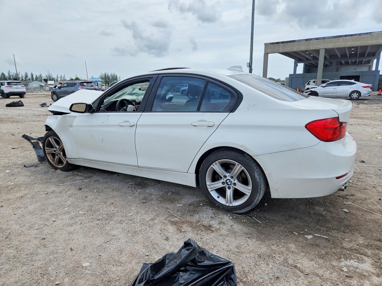 2014 BMW 3 SERIES