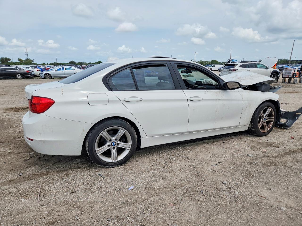 2014 BMW 3 SERIES