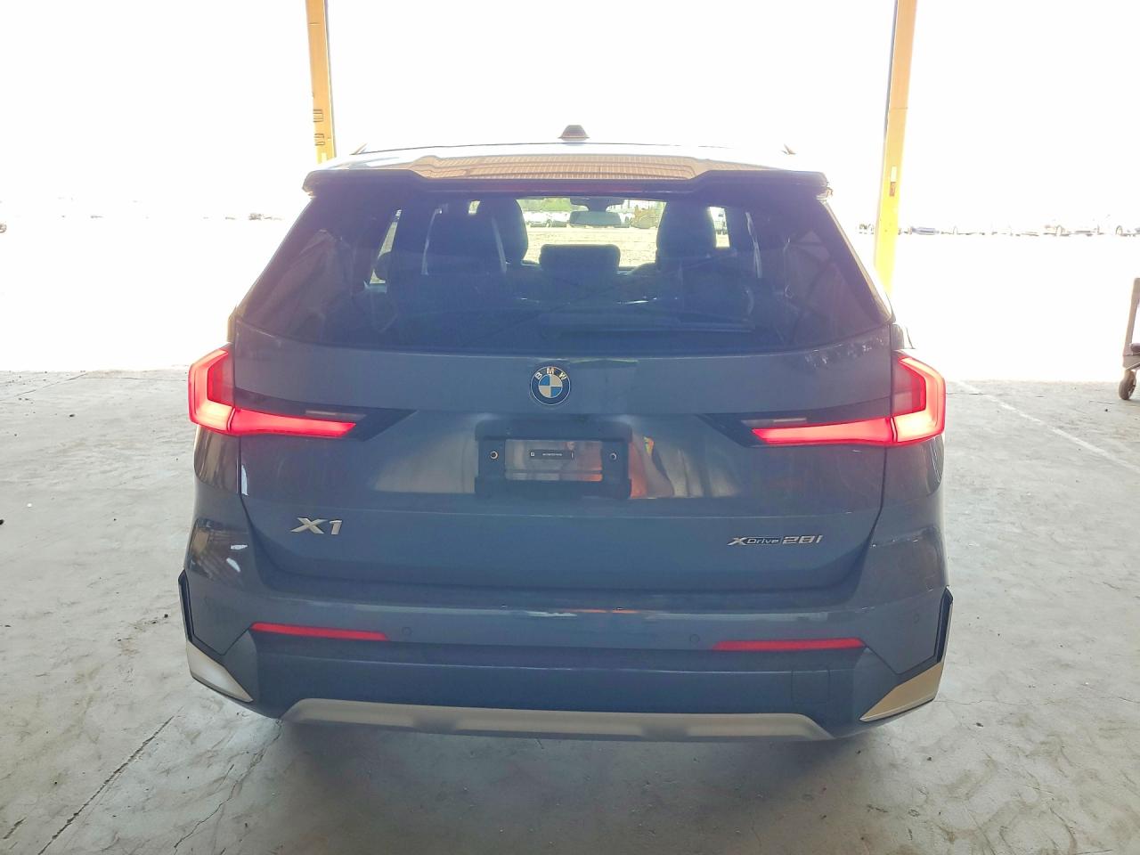 2025 BMW X1