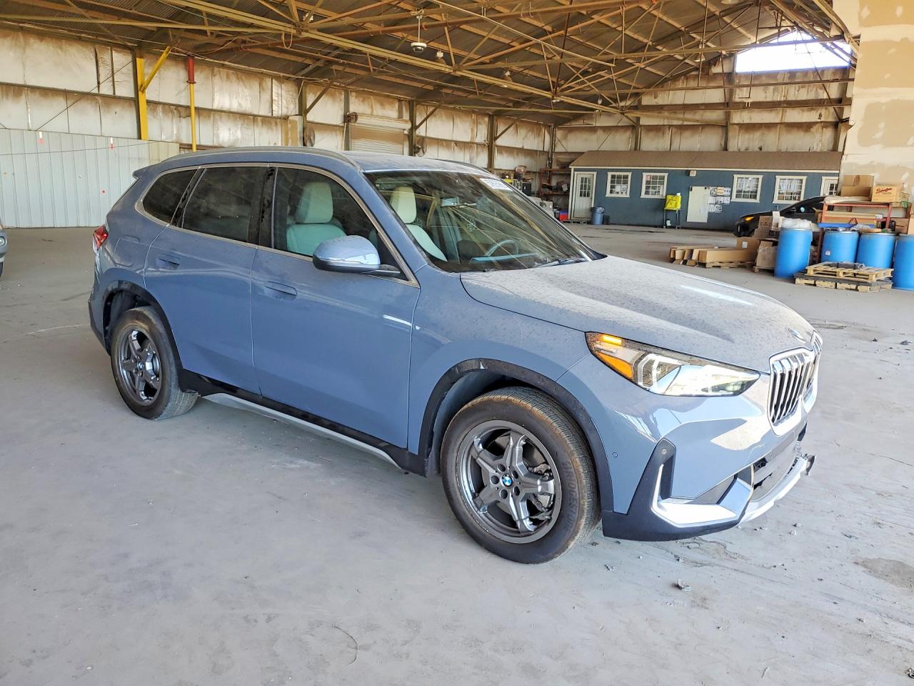 2025 BMW X1