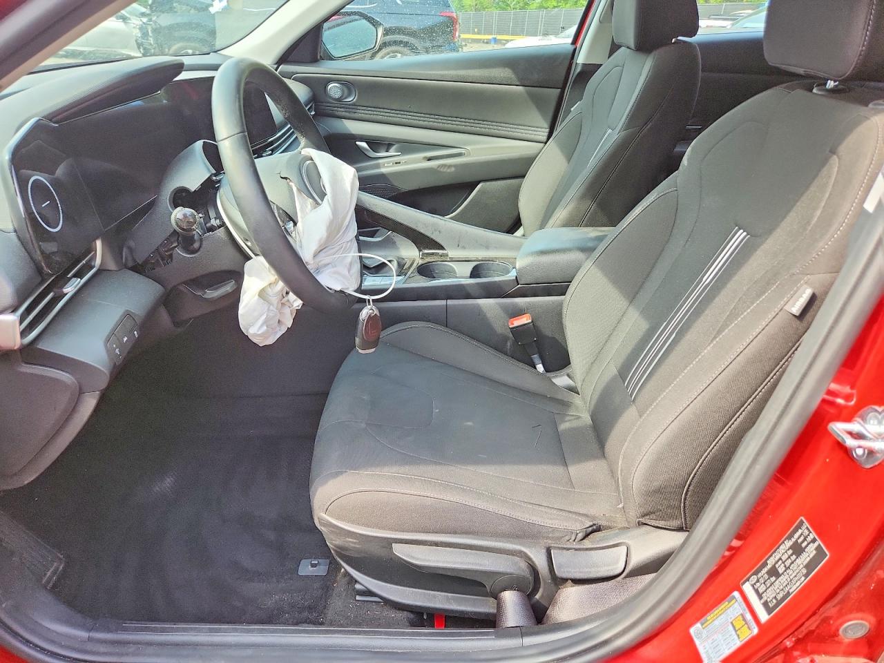 2023 HYUNDAI ELANTRA