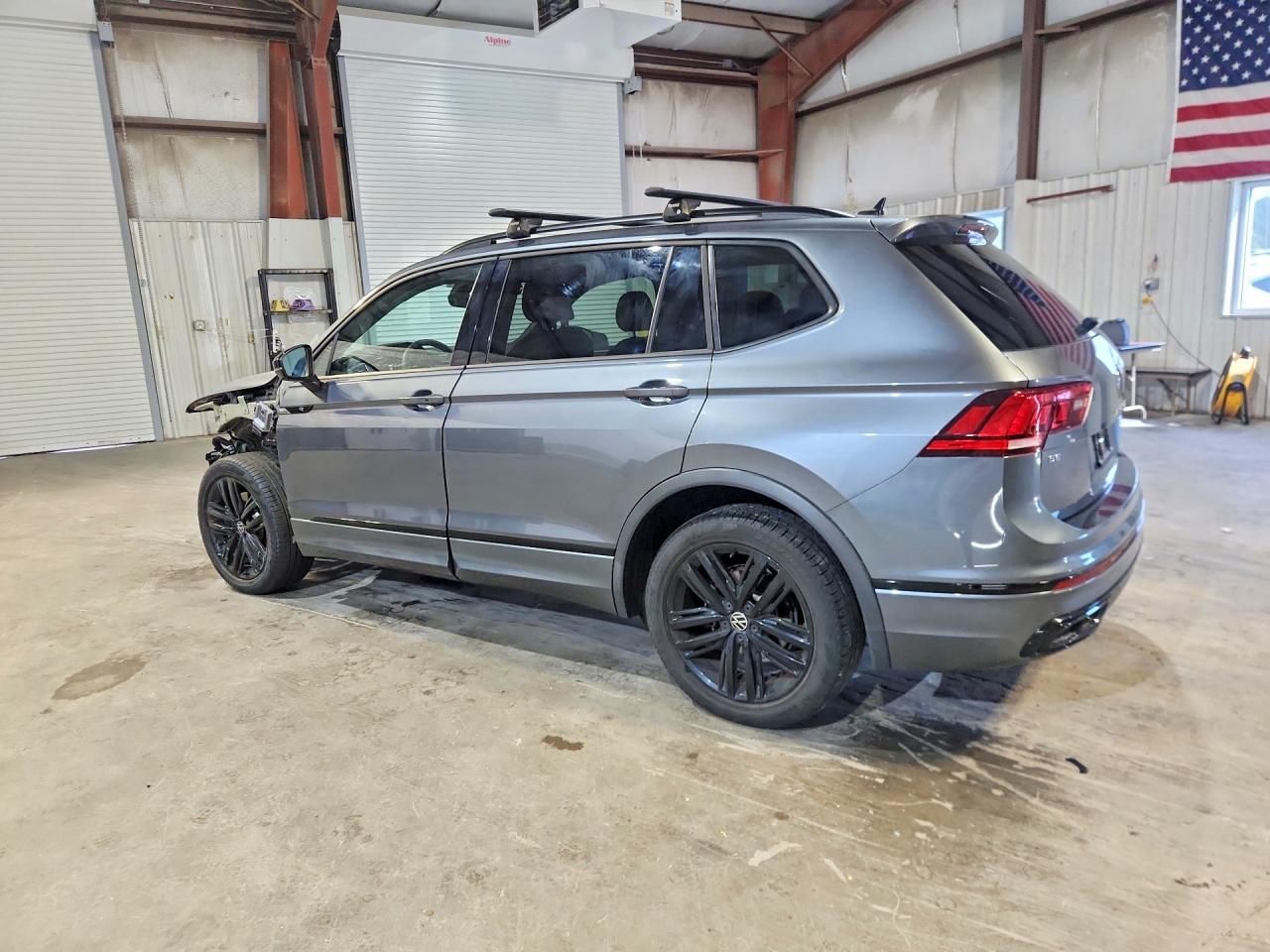 2022 VOLKSWAGEN TIGUAN