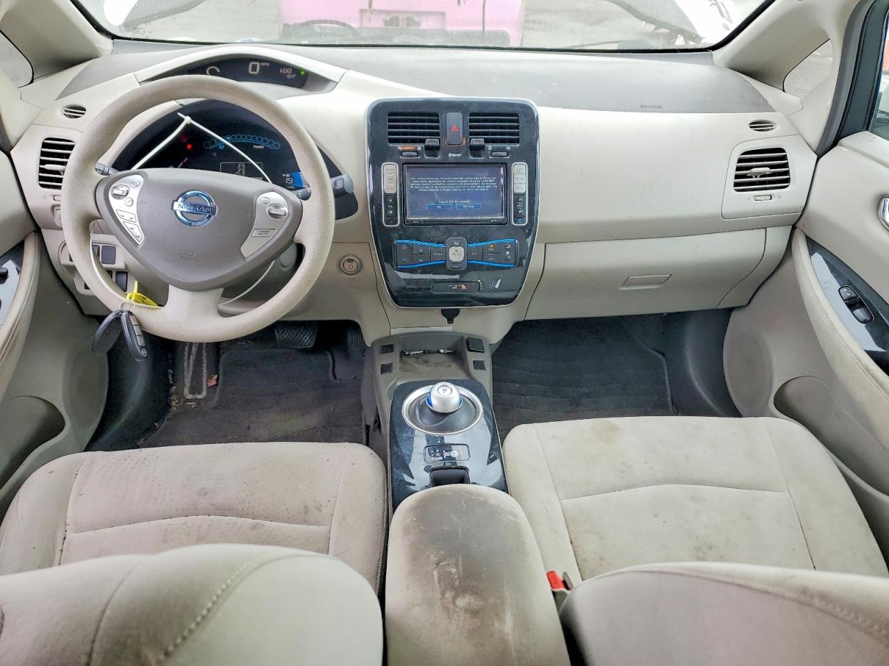 2011 NISSAN LEAF