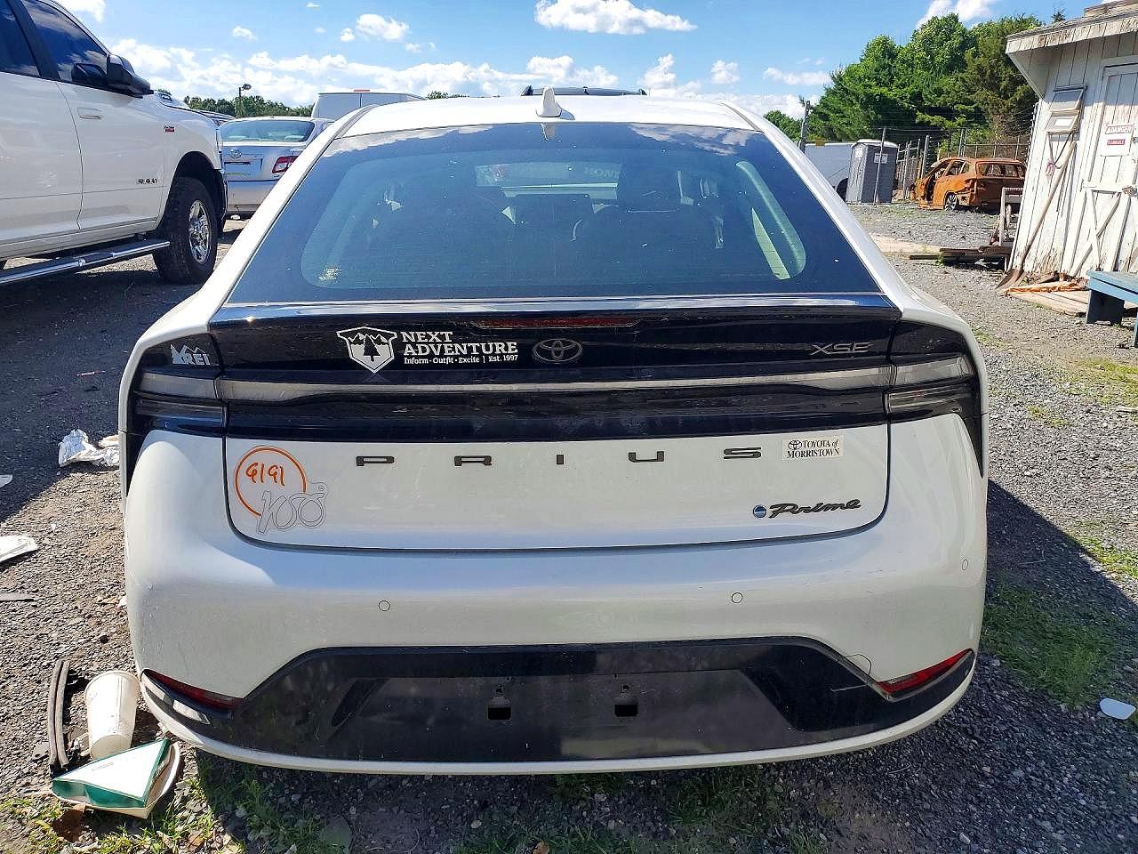 2024 TOYOTA PRIUS