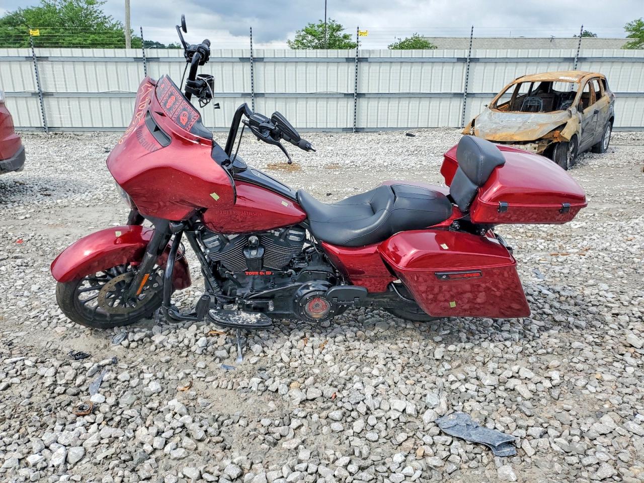 2018 HARLEY-DAVIDSON FL