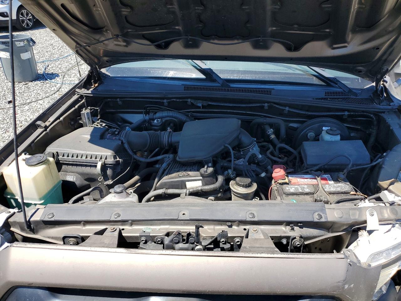2012 TOYOTA TACOMA