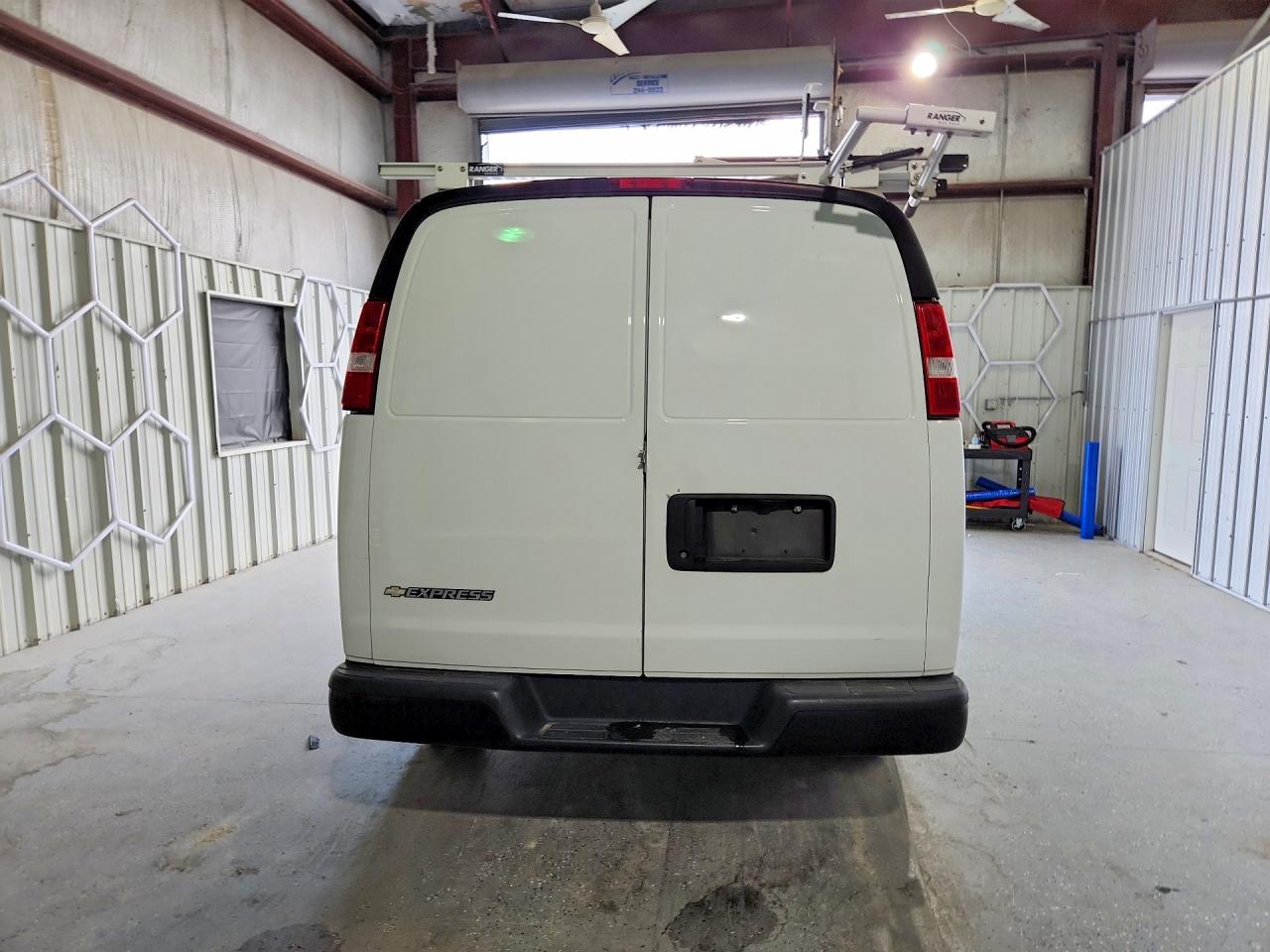 2023 CHEVROLET EXPRESS