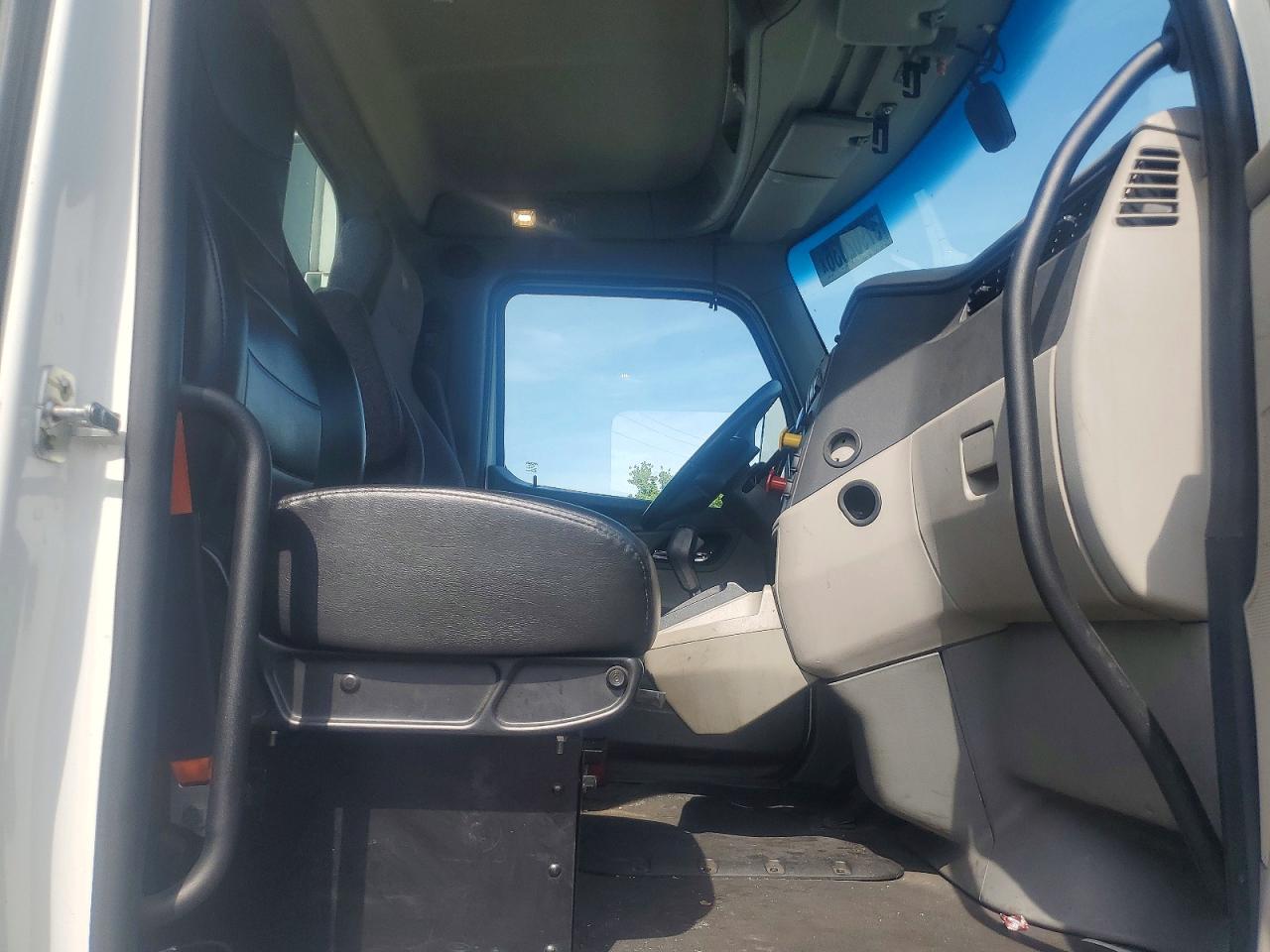 2018 PETERBILT ALL OTHER
