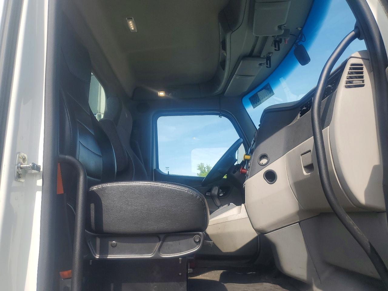 2018 PETERBILT ALL OTHER