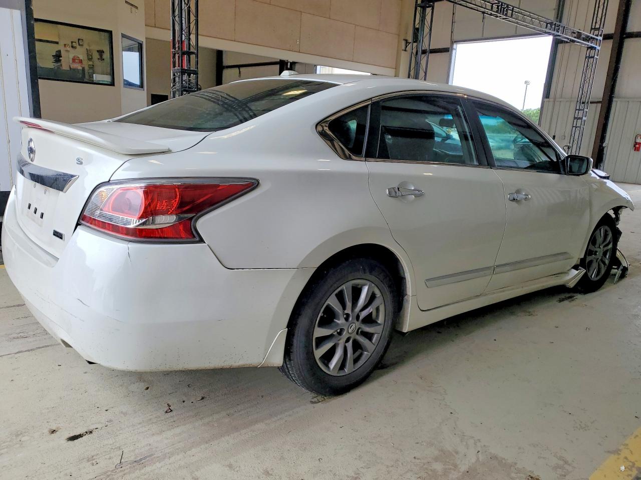 2015 NISS ALTIMA