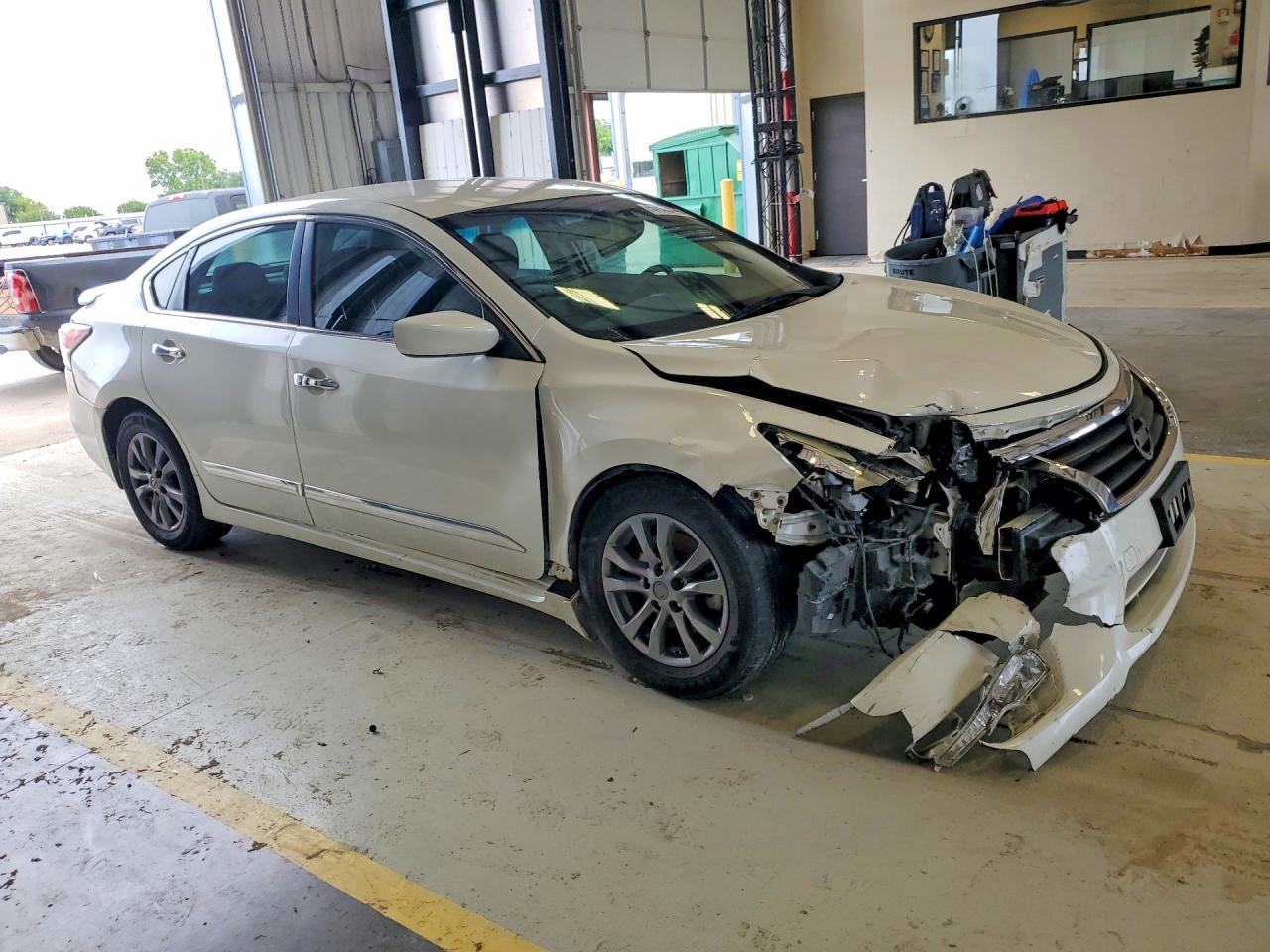 2015 NISS ALTIMA