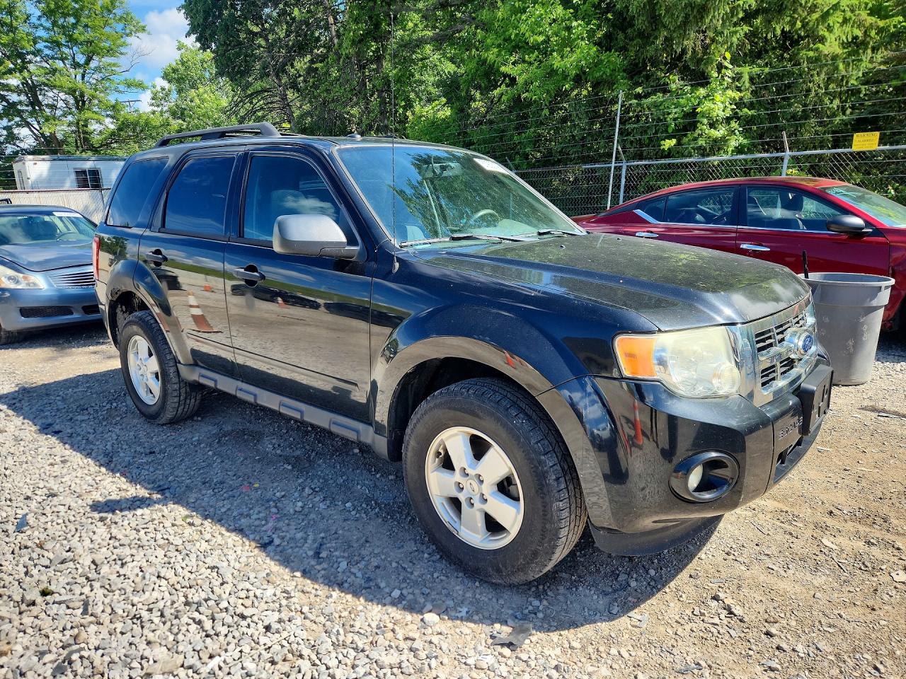 2011 FORD ESCAPE