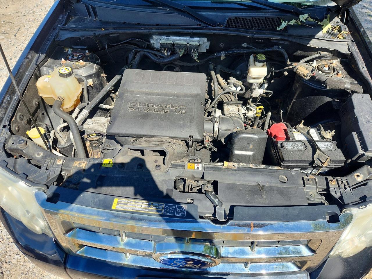 2011 FORD ESCAPE