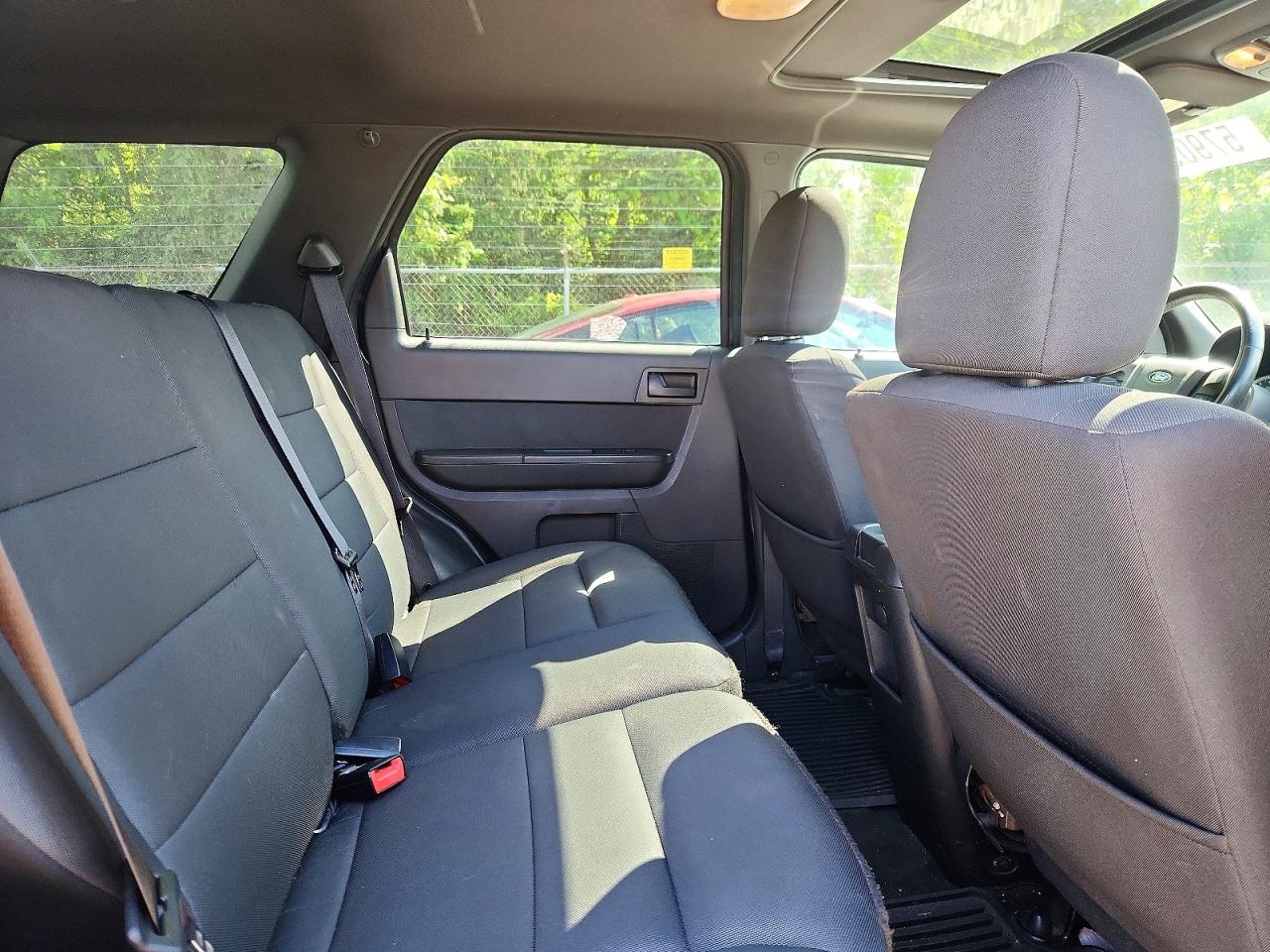 2011 FORD ESCAPE