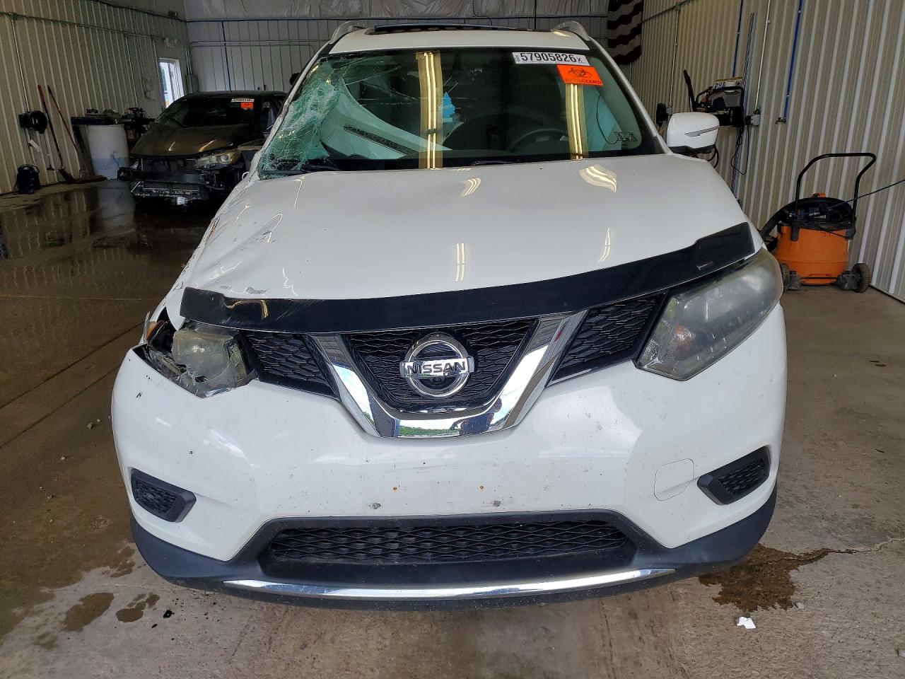 2016 NISSAN ROGUE