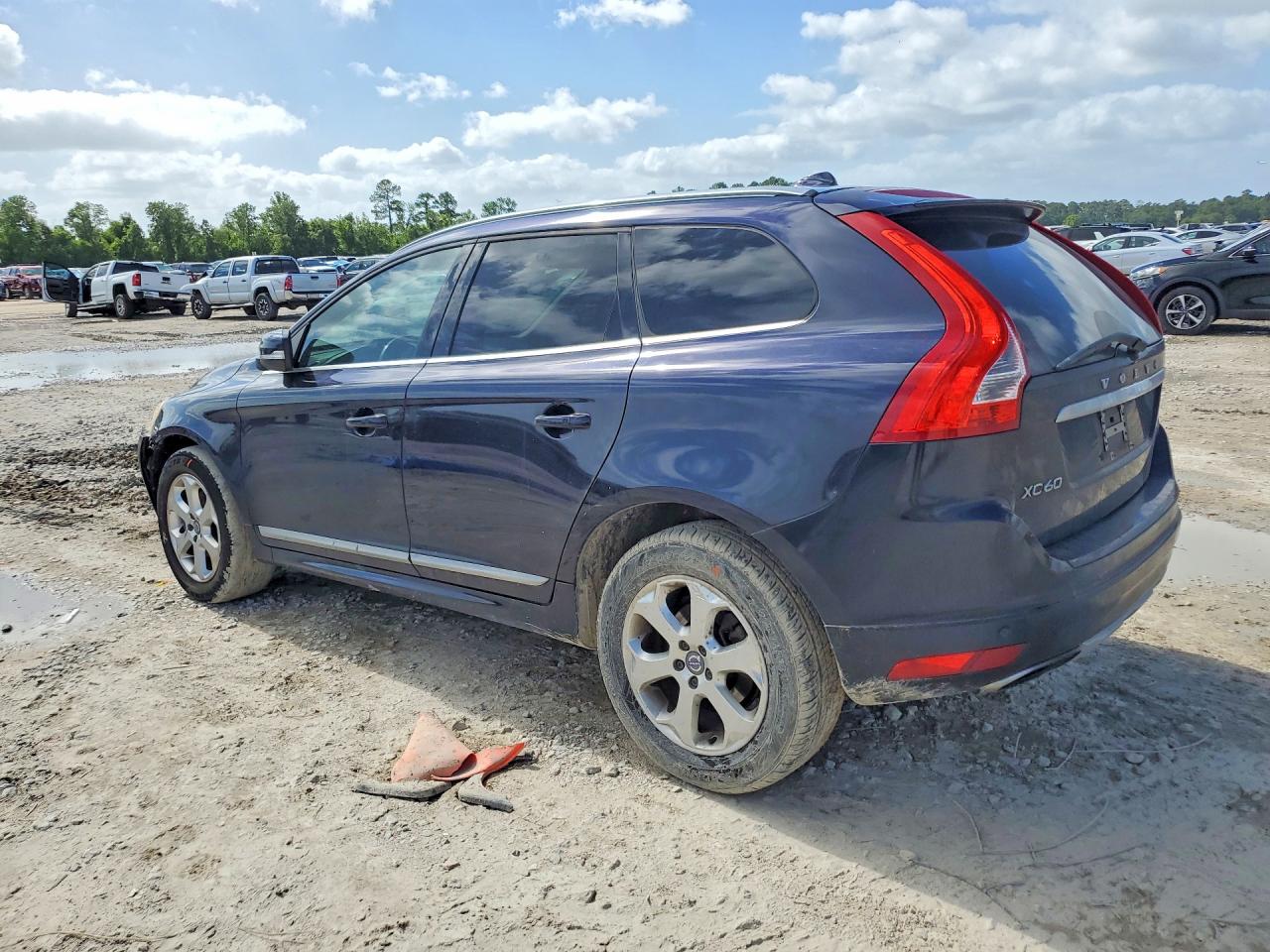 2016 VOLVO XC60
