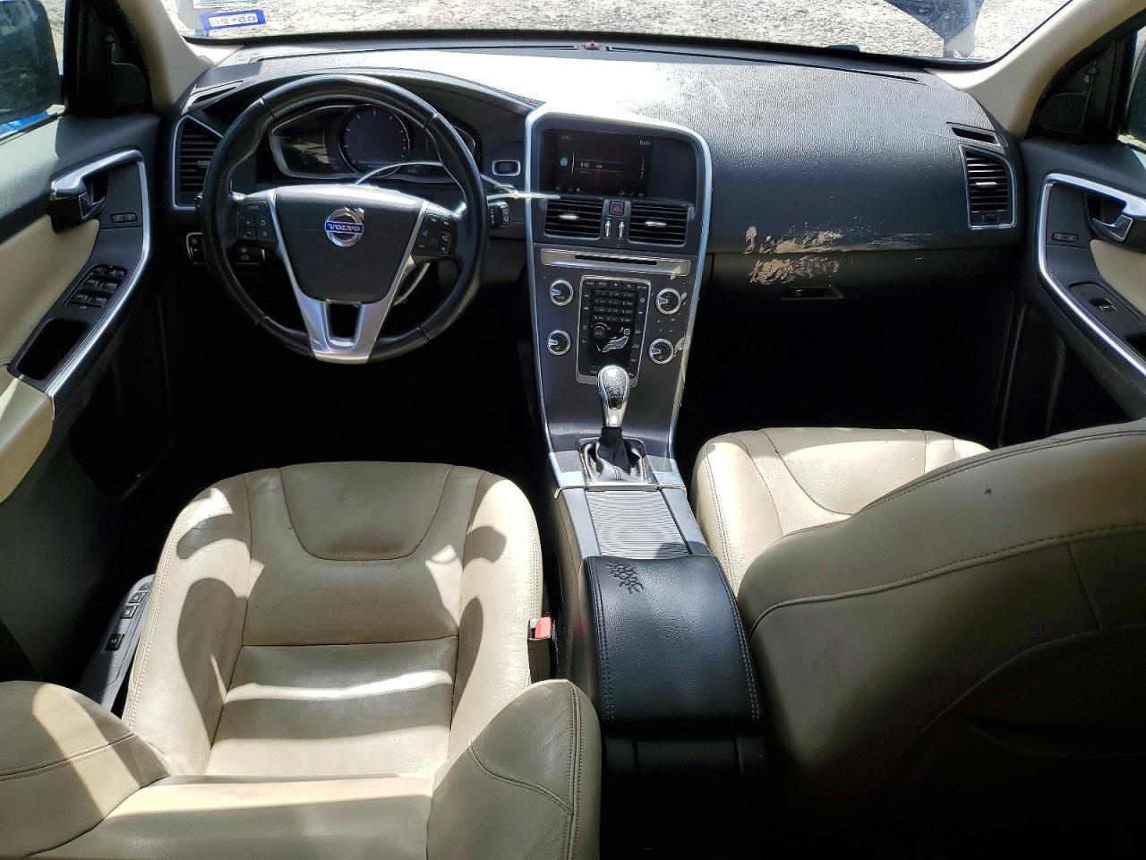 2016 VOLVO XC60