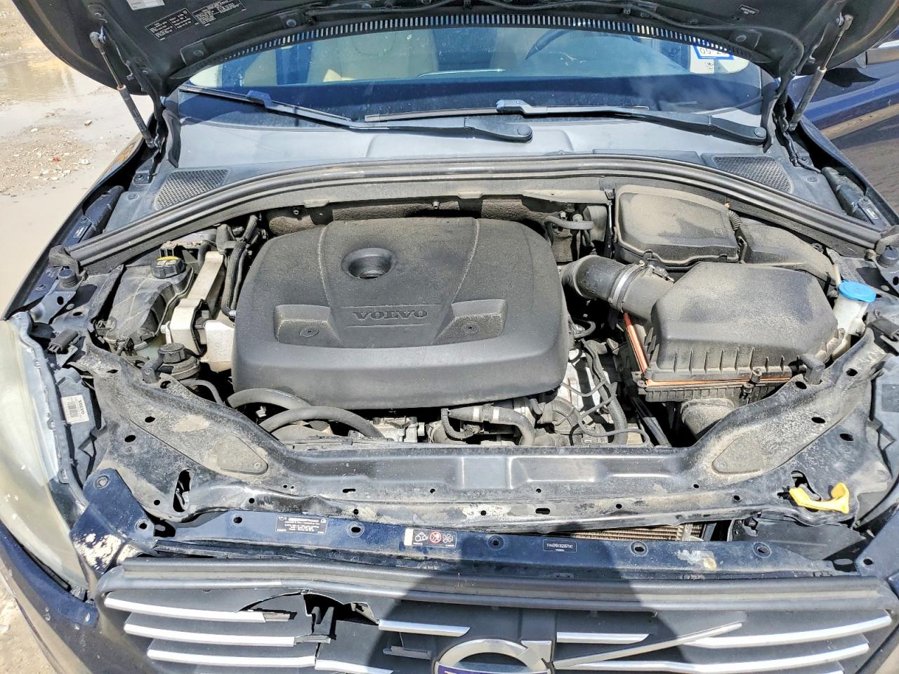 2016 VOLVO XC60