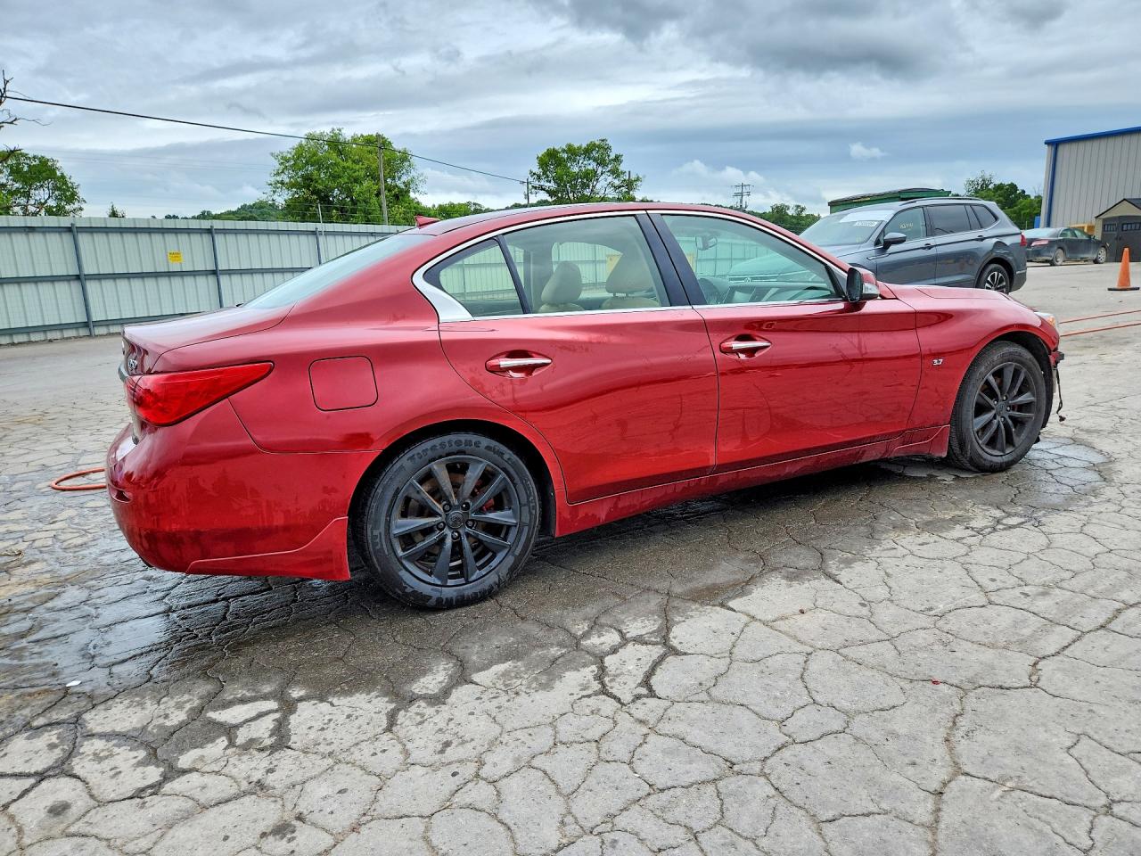 2014 INFINITI Q50