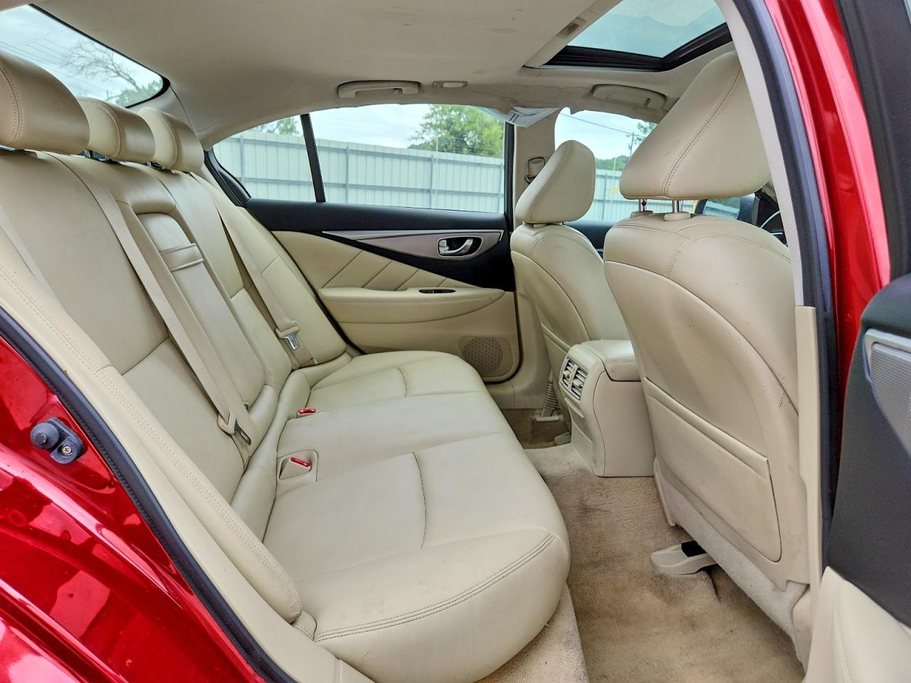 2014 INFINITI Q50