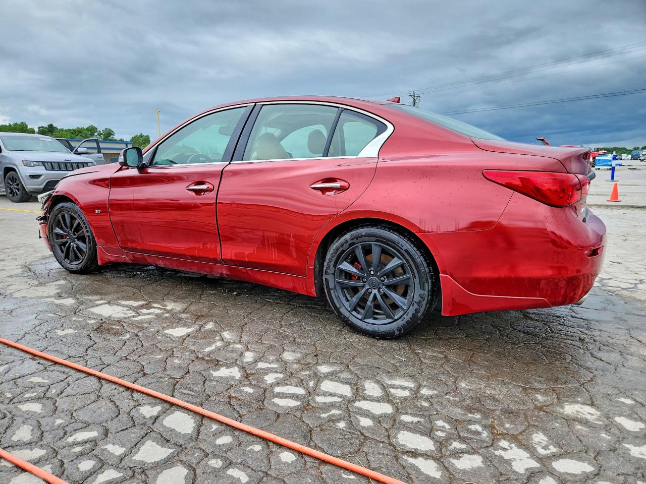 2014 INFINITI Q50