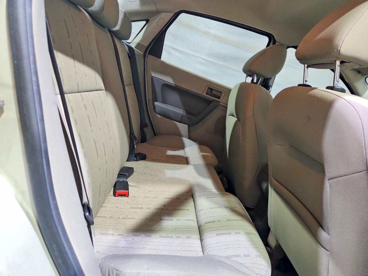 2011 FORD FOCUS