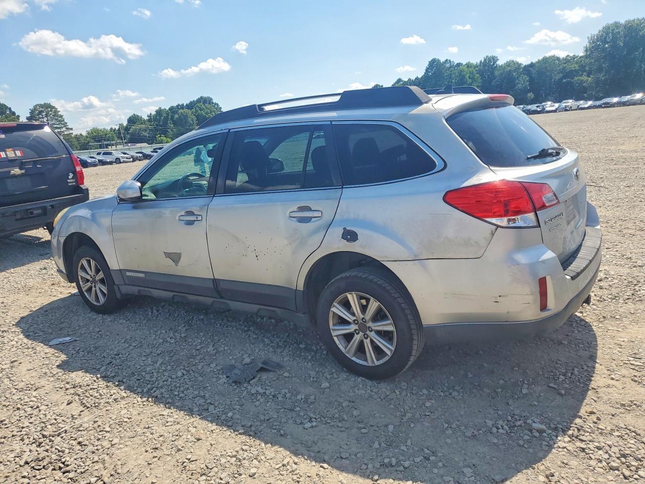 2012 SUBARU OUTBACK