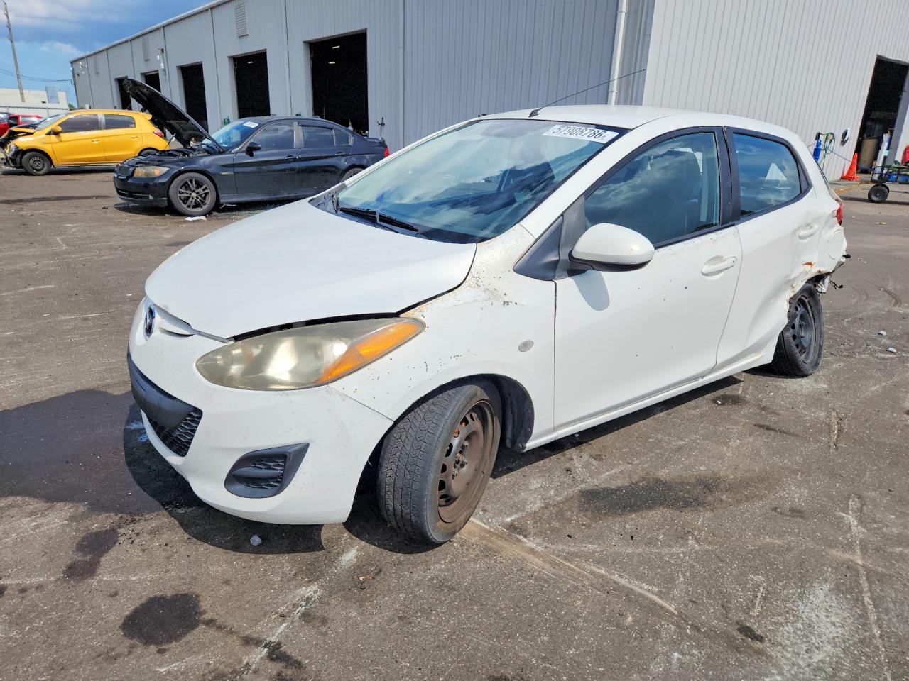 2014 MAZDA 2