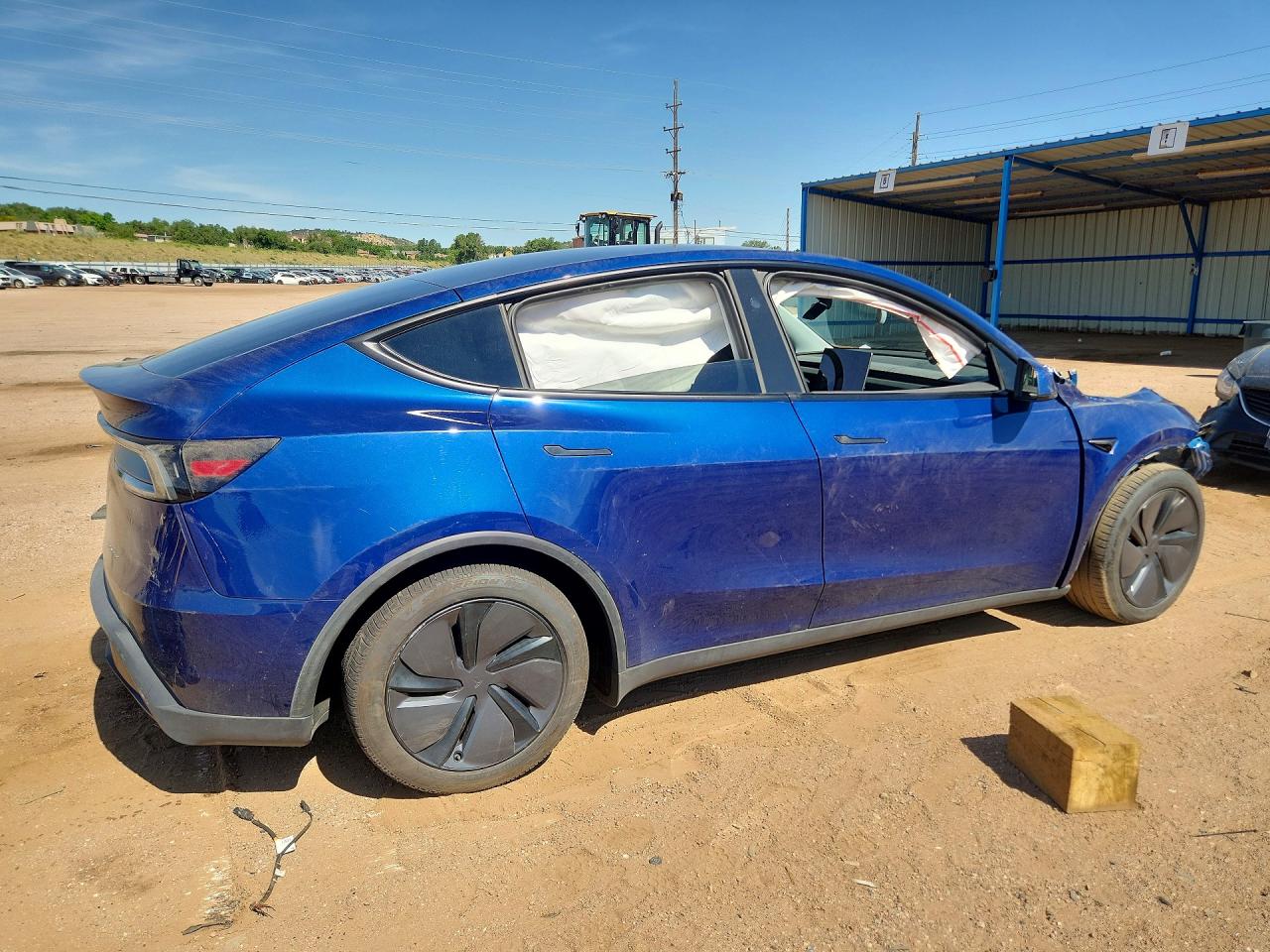 2026 TESLA MODEL Y