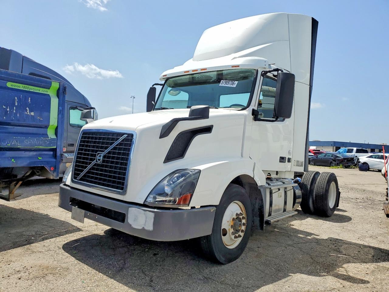 2017 VOLVO VN