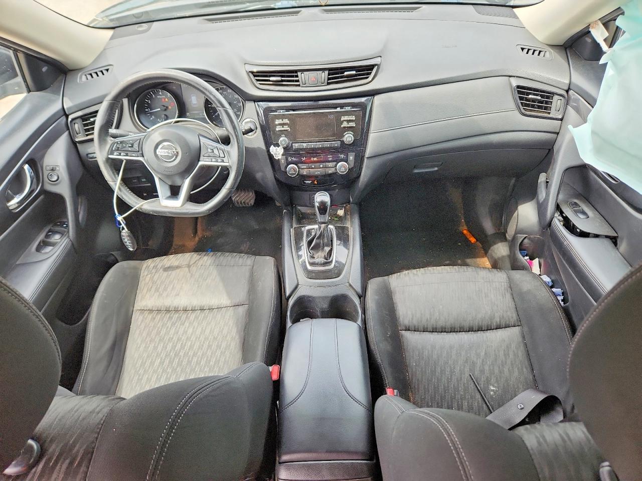 2017 NISSAN ROGUE