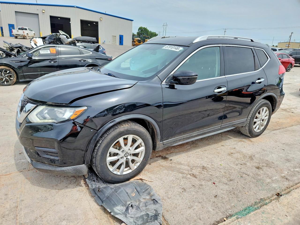 2017 NISSAN ROGUE